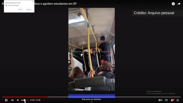 FIES A BOLSONARO ENTRE EM ONIBUS PARA BATER EM PESSOA INOCENTES