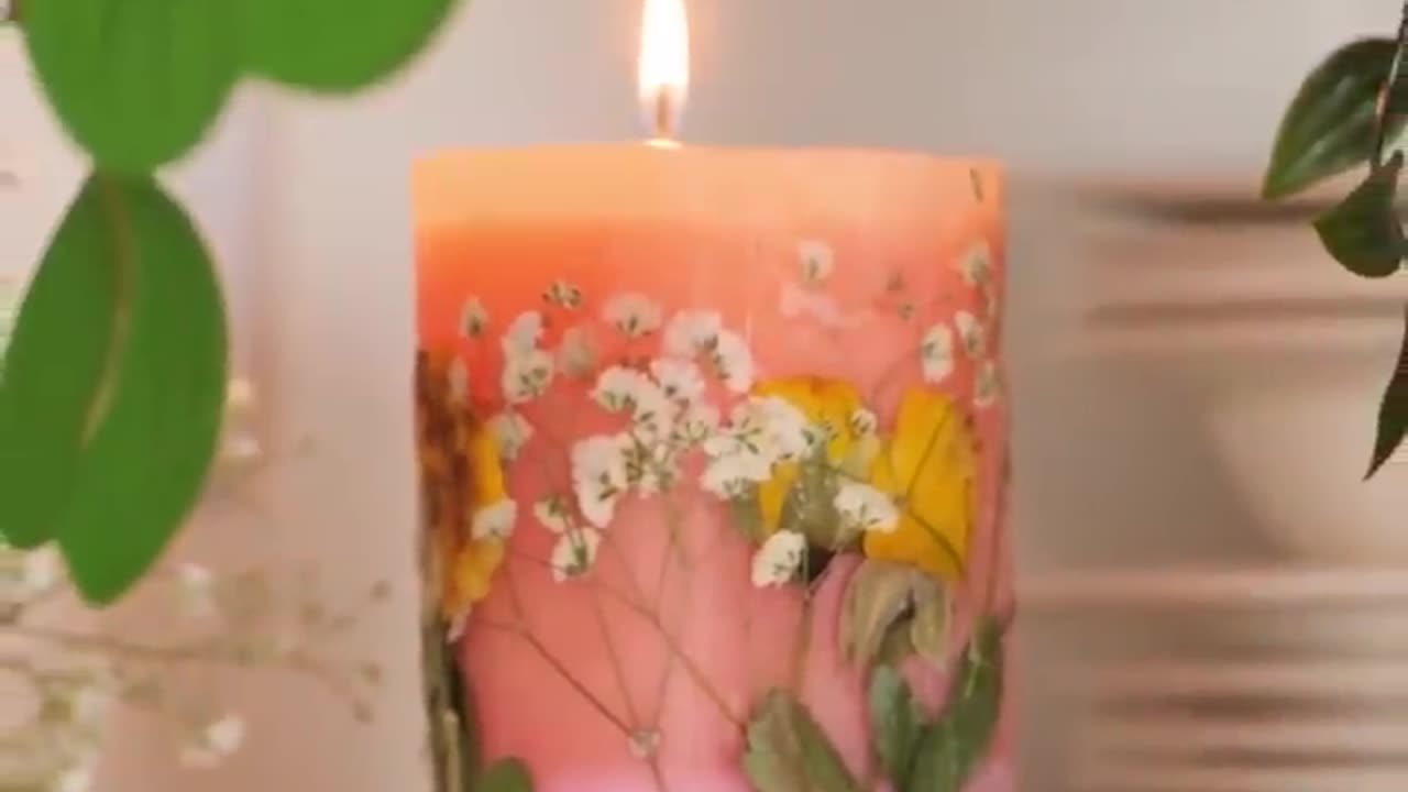 Amazing flower candle idea 😍🔥 What a beautiful craft! #woodmood #shorts #candle #diy