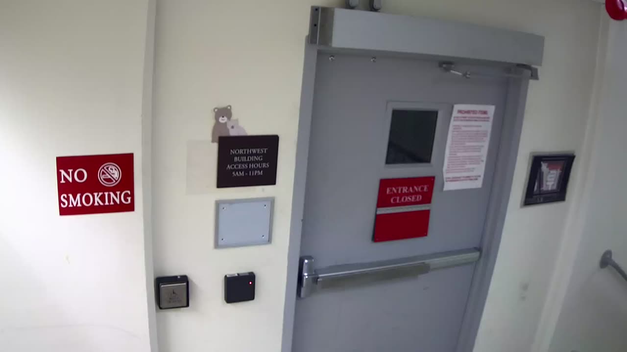 5181CHOBBANorthLobbyStair8_2021-01-06_21h40min01s970ms.mp4