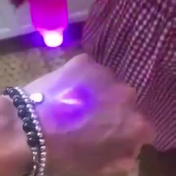 Luciferease UV Mark in One Minute