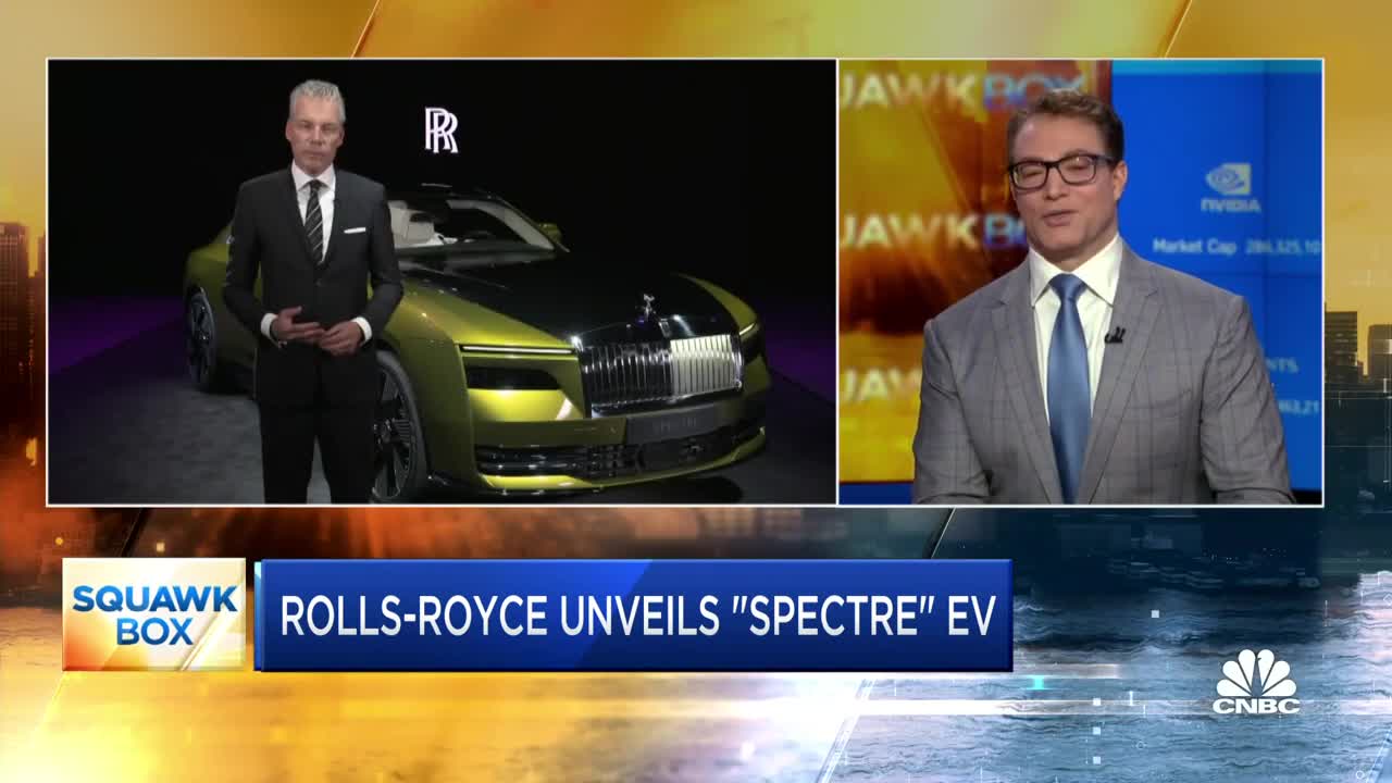 Rolls-Royce unveils 'Spectre' EV