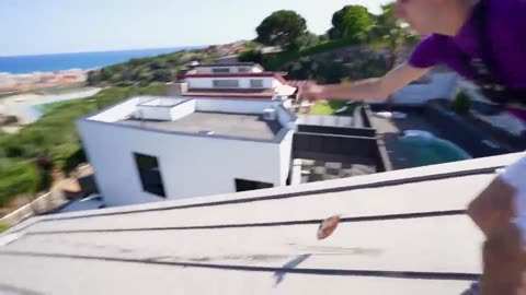 ME CAIGO DEL TEJADO DE MI CASA Y ACABO EN EL HOSPITAL