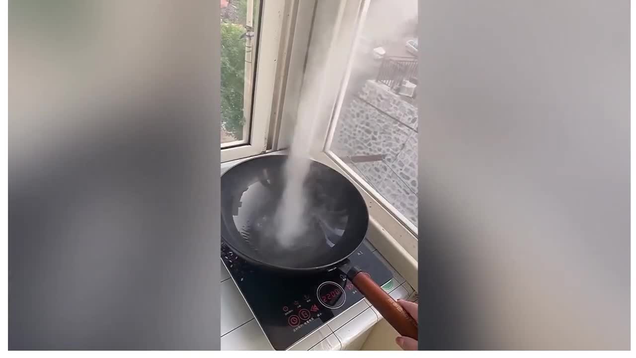 Tornado suddenly forms in cooking pan