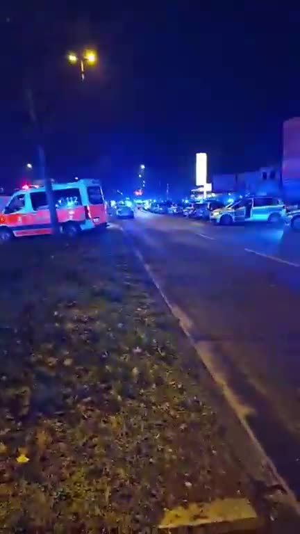 BREAKING: At least 6 dead - Jehovah's Witness center in Hamburg, Germany.