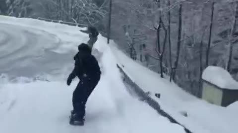 The fun of skiing together