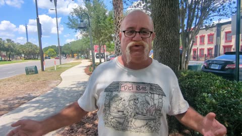 Homeless in Orlando. Explains life situation & tells us why Rich Elites want to leave Earth 🌞