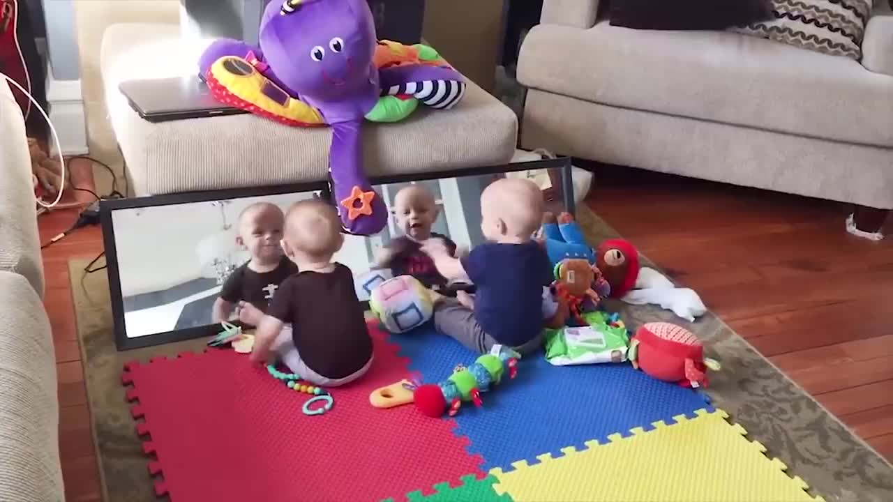 Best Videos Of Cute and Funny Twin Babies - Twins Baby Videos