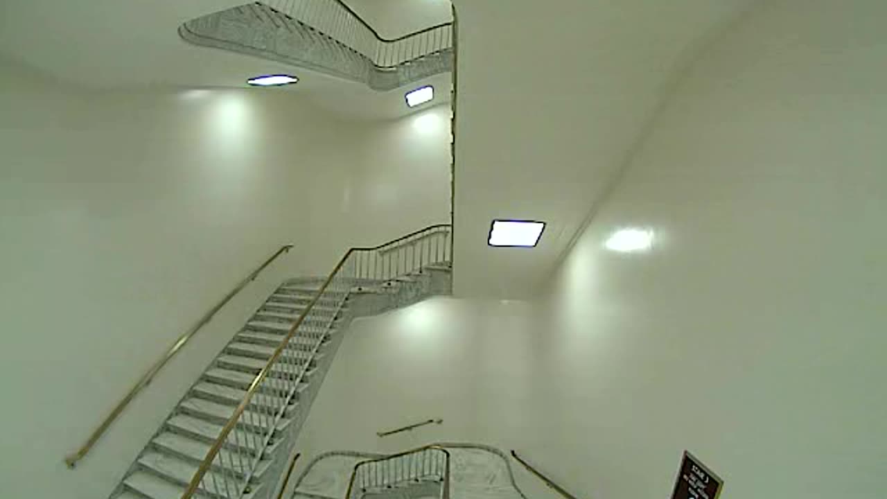 3151RHOB01Stair3_2021-01-06_16h00min03s340ms.mp4