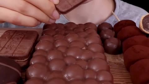 ASMR MUKBANG｜CHOCOLATE MARSHMALLOW KINDER RICE CAKE ICE CREAM SNACK