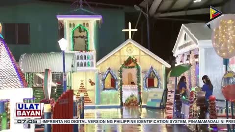 Christmas Towan sa Daang Rafael Castillo sa Davao City, gawa sa recycled materials