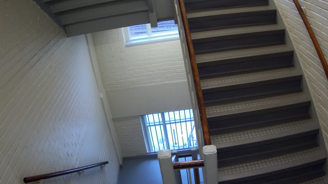 3895FHOB05Stair7_2021-01-06_08h08min15s717ms.mp4