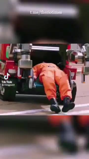 Chinese dead bodies collecting machine