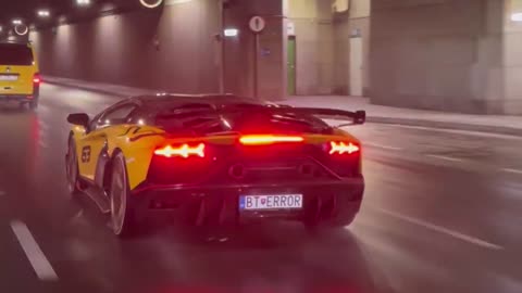 GINTANI Aventador SVJ Spitting Flames