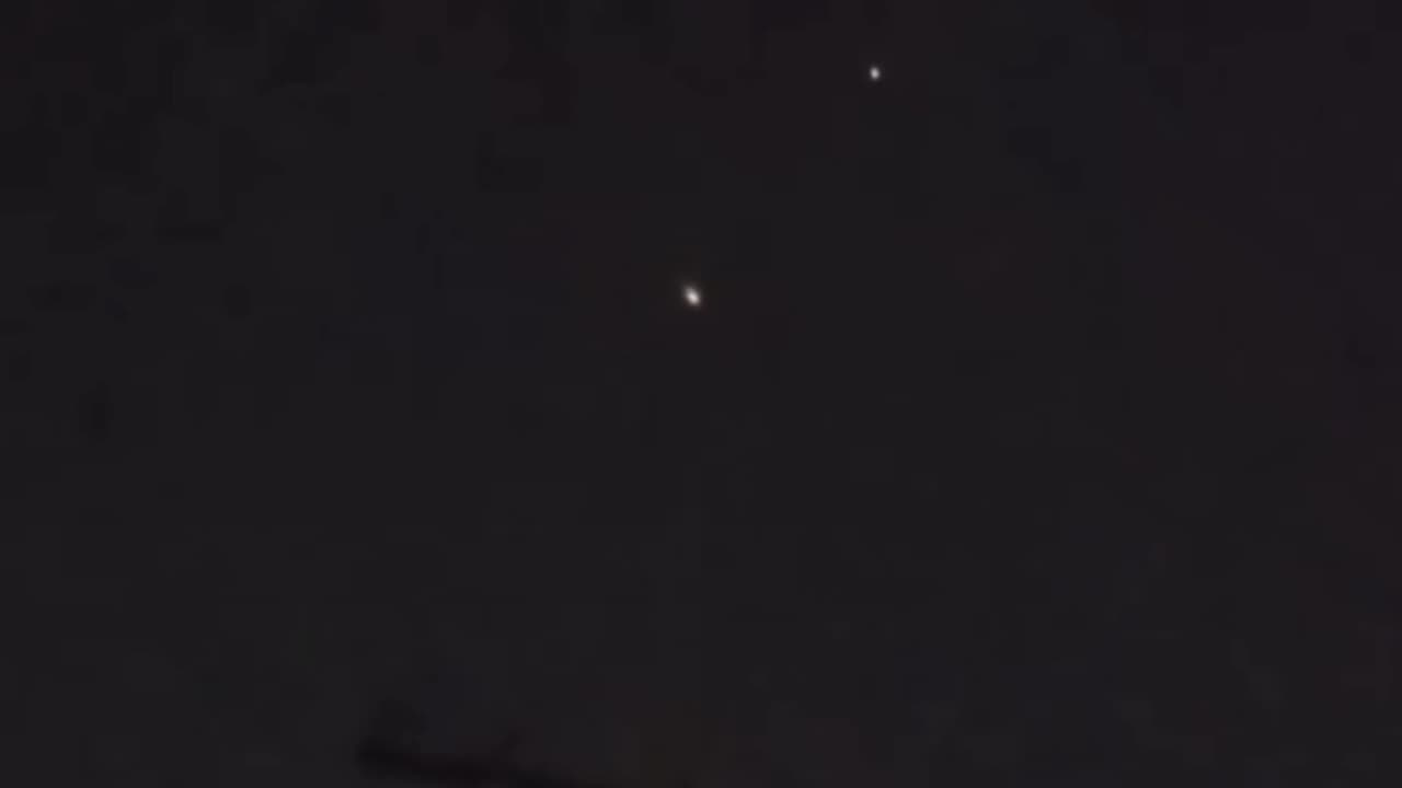 UFOs seen over Palmdale & Lancaster CA 8/16/24 !! Vid 3 of 5 !!