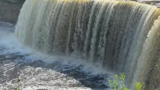 Tahquamenon Falls