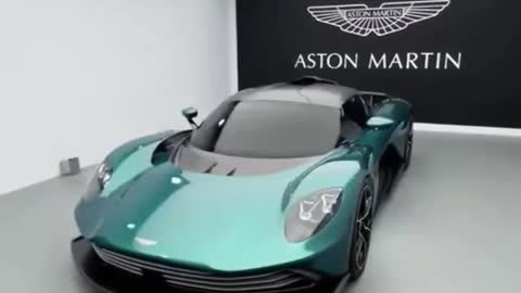 4& Aston Martin Valhalla