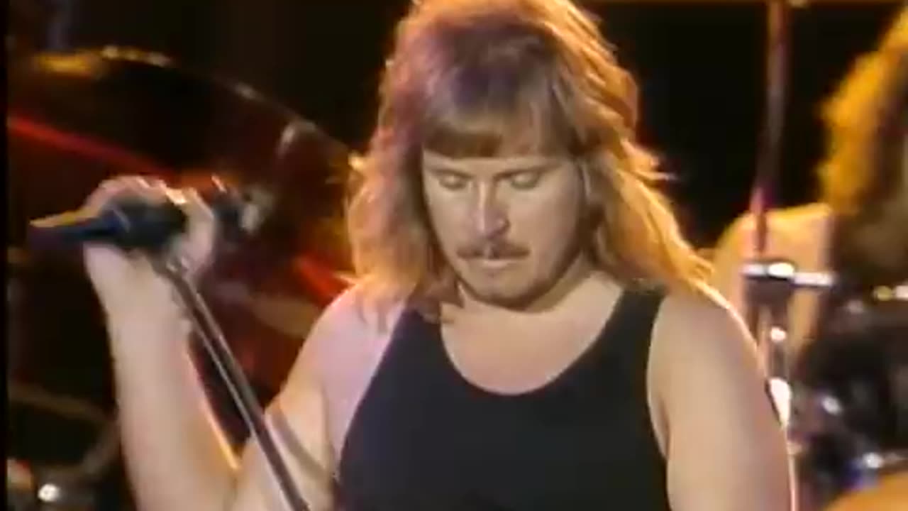 Lynyrd Skynyrd - What's Your Name - 1978