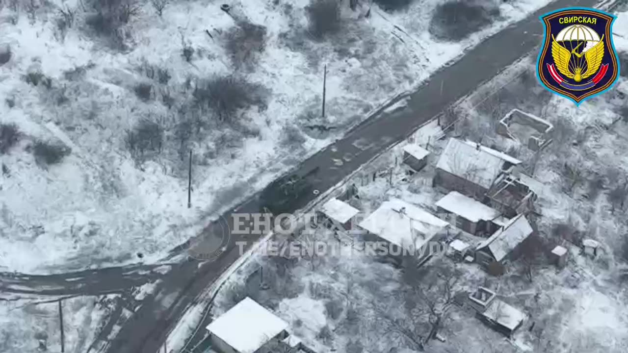 FPV Attacks a Ukrainian Tank in Chasov Yar