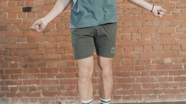 Man jumping rope