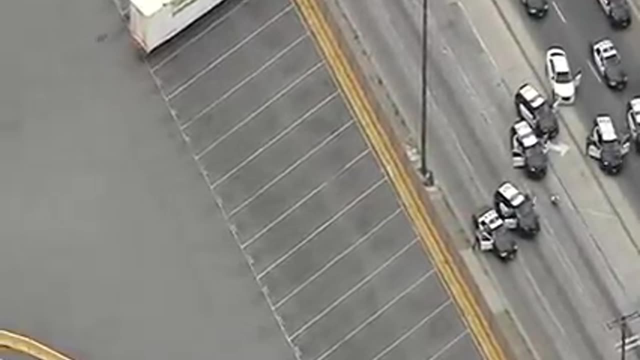 The police catch the killer.