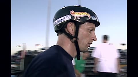 SKATEBOARDING - TONY HAWK