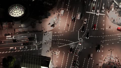 Navigating the Night: Intersection Dangers for Pedestrians and Cars