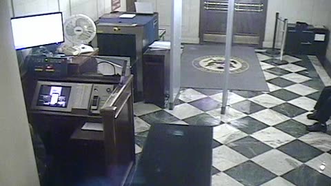 3207LHOBGRNJ-CStDoor_2021-01-06_21h40min02s653ms.mp4