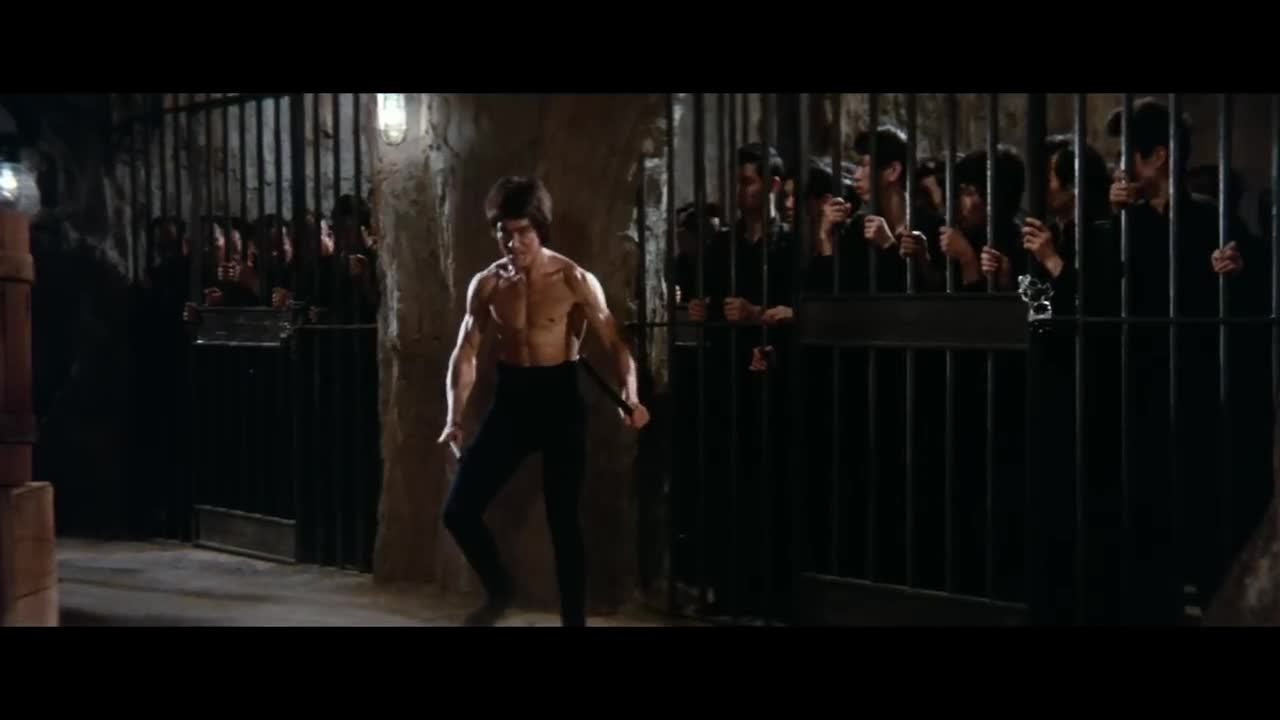 Bruce Lee vs Han's guards at the Underground base _ Enter the Dragon (1973)