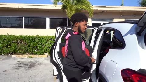 YOGA PANTS PRANK IN THE HOOD!