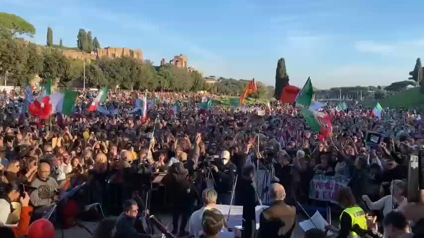 Rome Italy: Massive vax pass and lockdown protest Nov 20, 2021