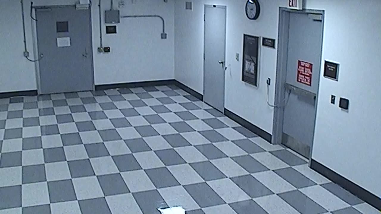 6024RHOBG1G101BLobbyEntry_2021-01-06_02h00min00s580ms.mp4