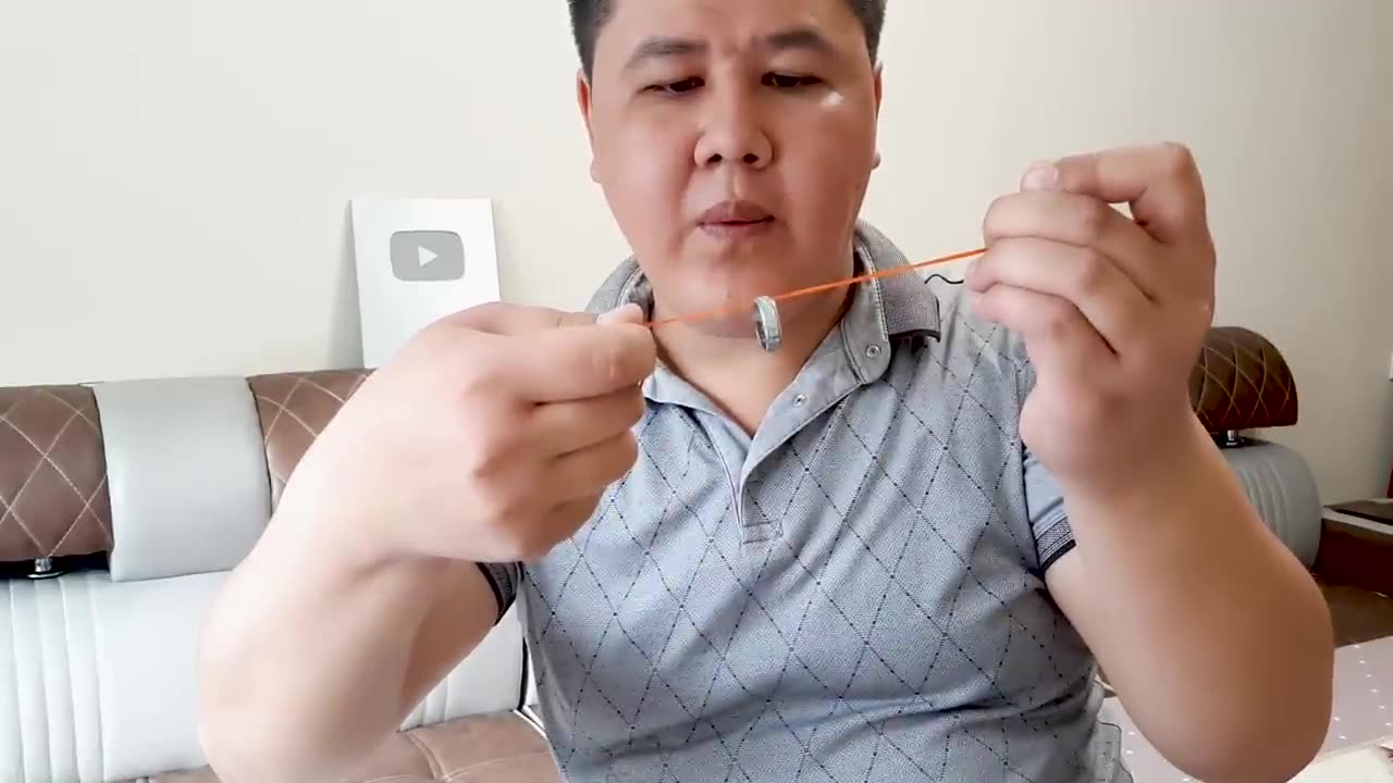 Rubber Band Tricks Anyone Can Do