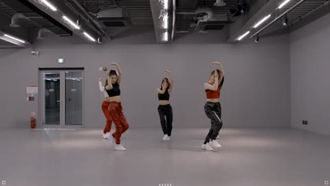ItZy wannabe vedio dance practice