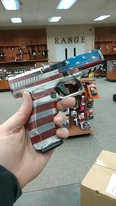 Ducks Unlimited American Flag TP9SF American 9mm Pistol Unboxing