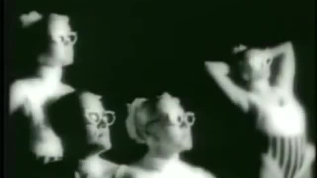 Pearl - Summer Holiday