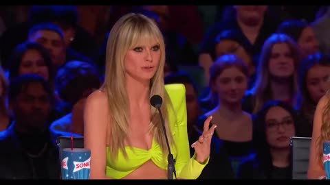 GOLDEN BUZZER_Incredible Worship Performance on America's Got Talent Brings Simon Cowell to Tears!!