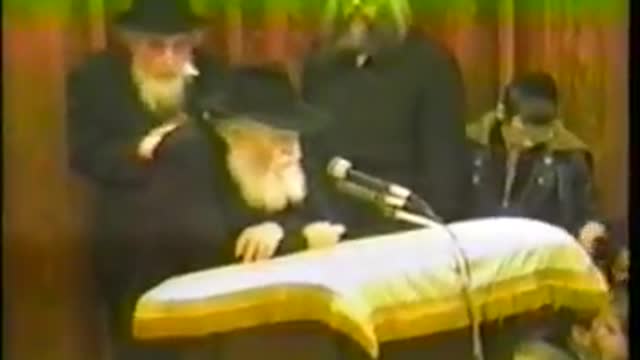 6. Asara Be'Teves 5747 - Mincha, Sicha dollar and Maariv = עשרה בטבת תשמ"ז