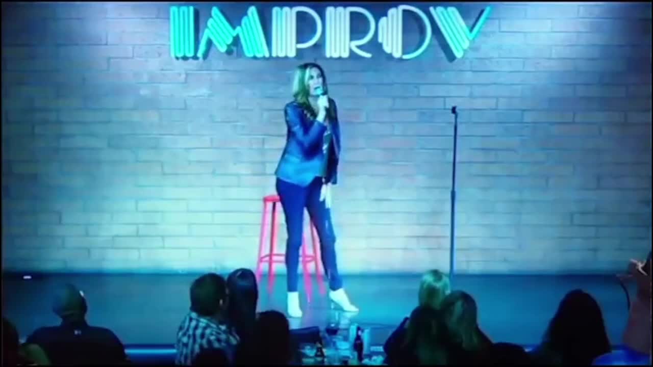 ⚫️Comedian Heather McDonald INCIDENT👀