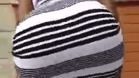 African Twerk Performance