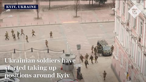 Ukraine war: Kyiv braces for battle as Russian tanks enter city