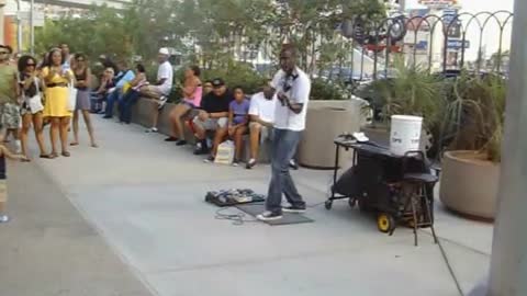 Niggas In Paris (Violin Cover by a Vegas street performer) BAD ASS!!!