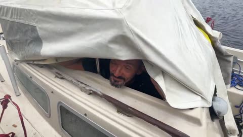 Florida man ‘Lieutenant Dan’ insists he’s not leaving his boat and will ride out the hurricane