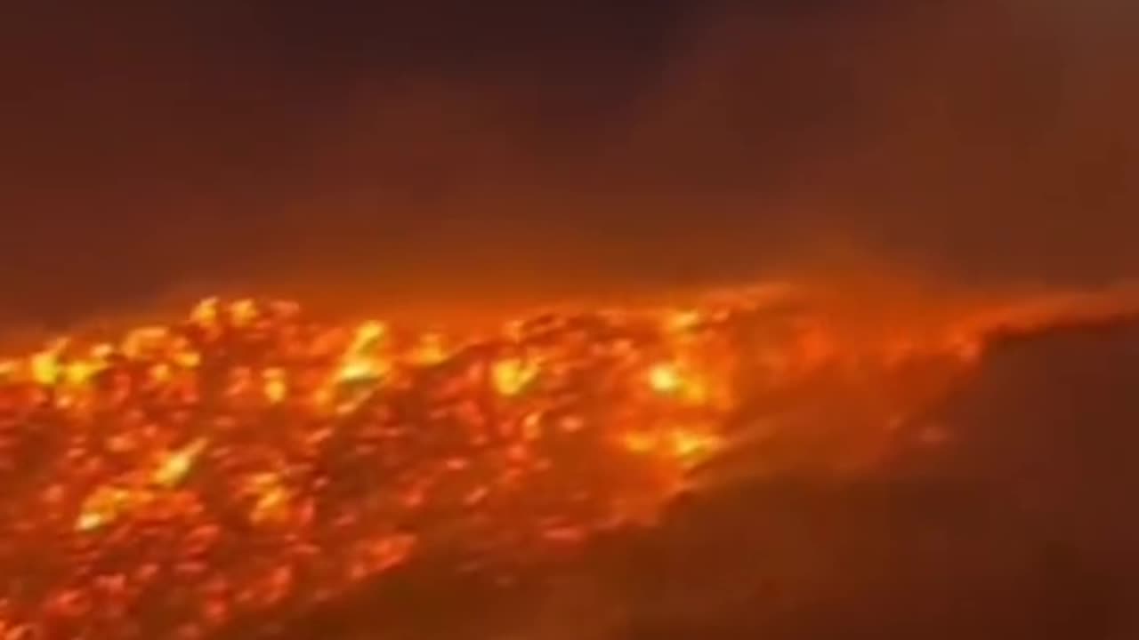 Massive Wildfire has started raising in Houstan, Texas
