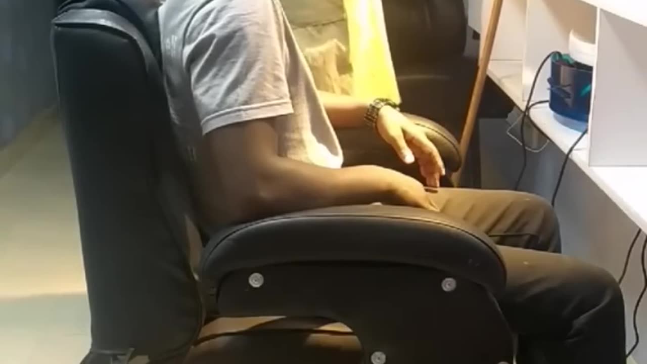 Blind barber