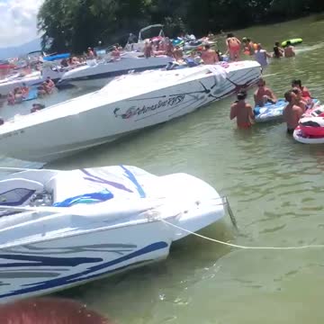 Lake Winnipesaukee, NH Boat Party!