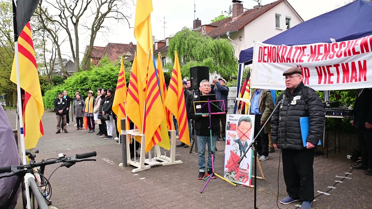 2023 04 29 Biểu tình tại Kennedyallee 49, Rubenstrasse 30, 60596 Frankfurt Am Mein, Ngày Quốc Hận