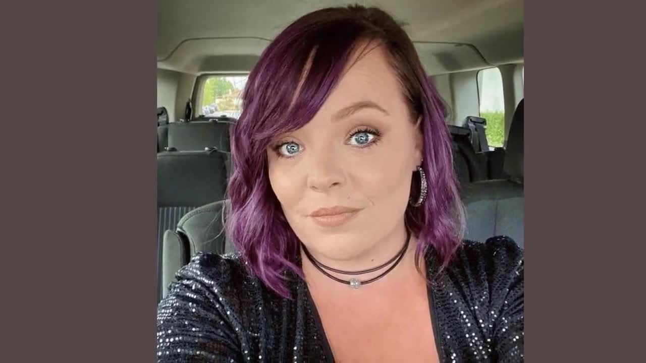 Catelynn Lowell Shocks Fans With Photos of Never-Before-Seen Sister!