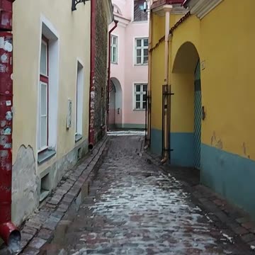 Rahukohtu Street | The Narrowest Tallinn Street | Old Town | Estonia | UNESCO World Heritage