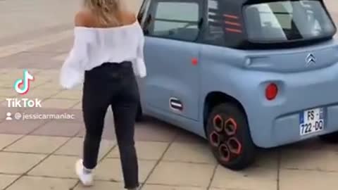 289_ Kommentiere jemanden der dieses Auto unbedingt braucht Citroen Ami Jessicarmaniac shorts