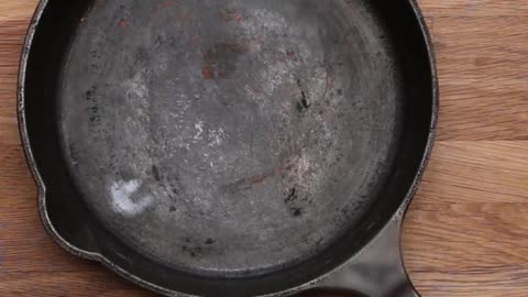 How to cook with cast iron